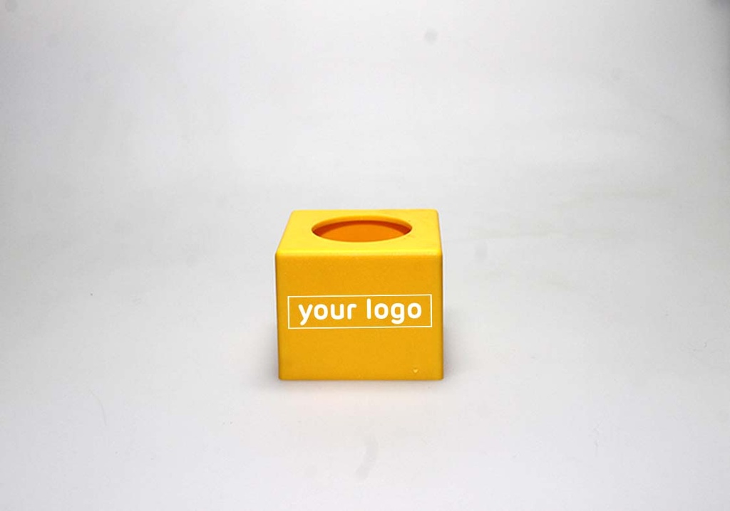 Square Plastic Flag Small 8100 C